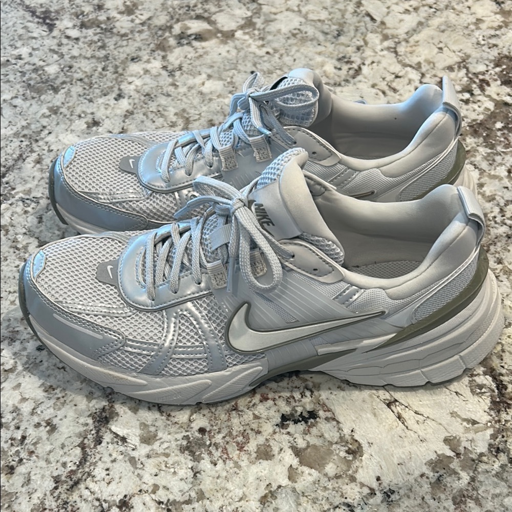 Nike Y2K Run